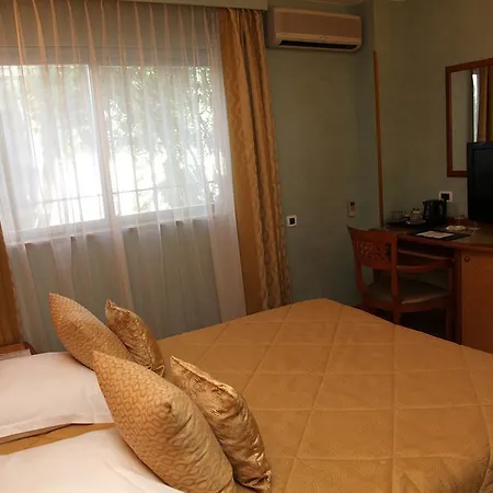 Studio Gallia Apartment